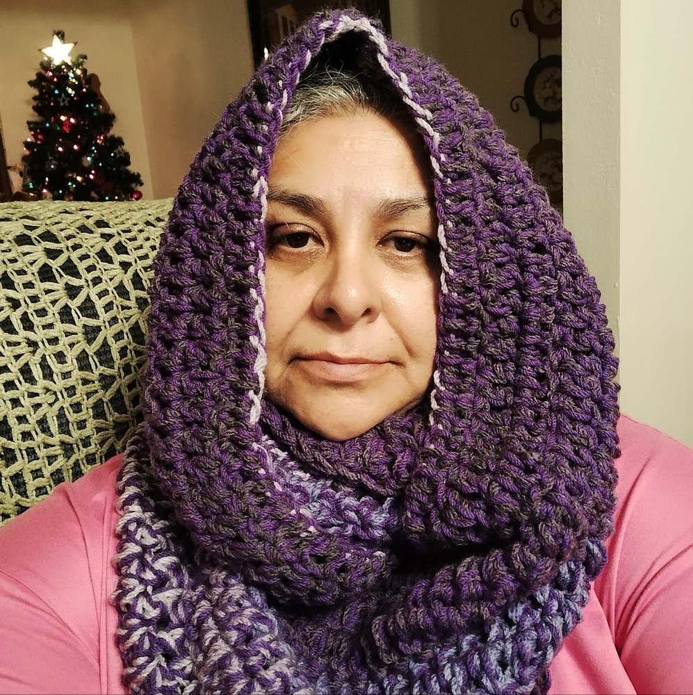 Crochet snood. SOLD